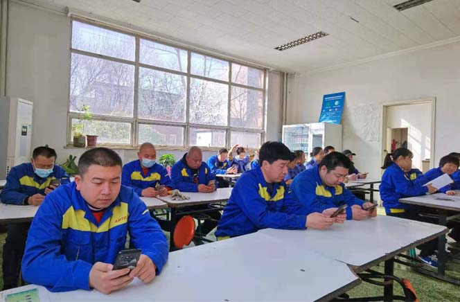 AMTG组织观看安全生产“开工第一课”专题讲座